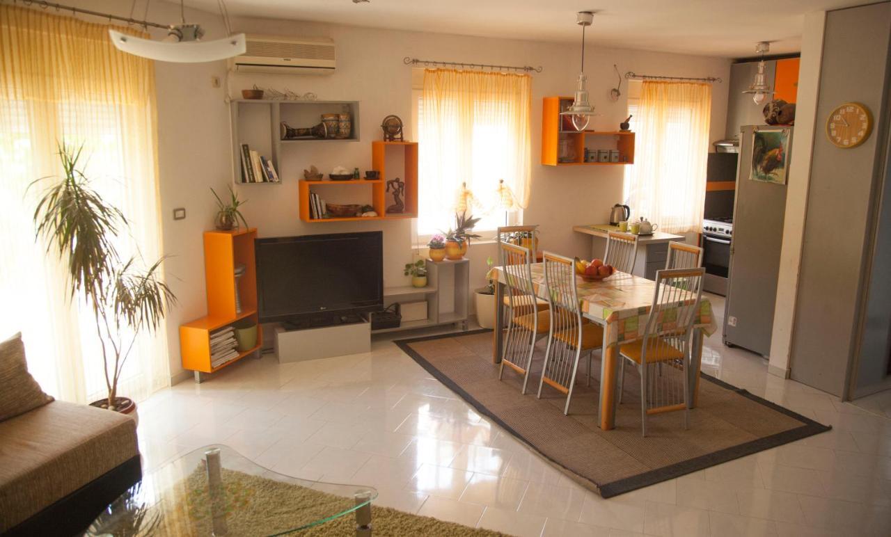 Mirta Apartments Family Farm Μπούντβα Εξωτερικό φωτογραφία