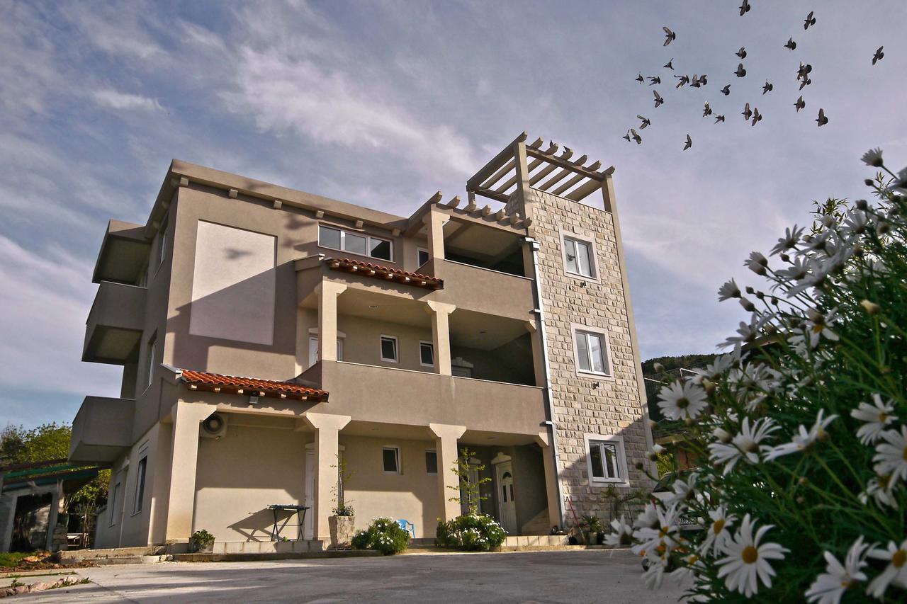 Mirta Apartments Family Farm Μπούντβα Εξωτερικό φωτογραφία